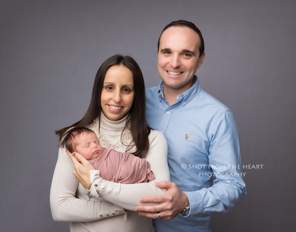 newborn baby photography with parents mom and dad